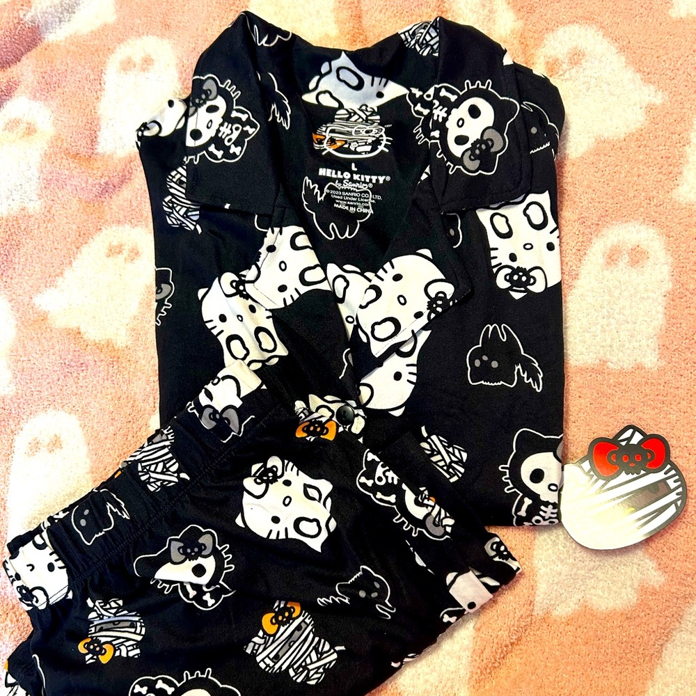 Hello Kitty Halloween Pajama Set